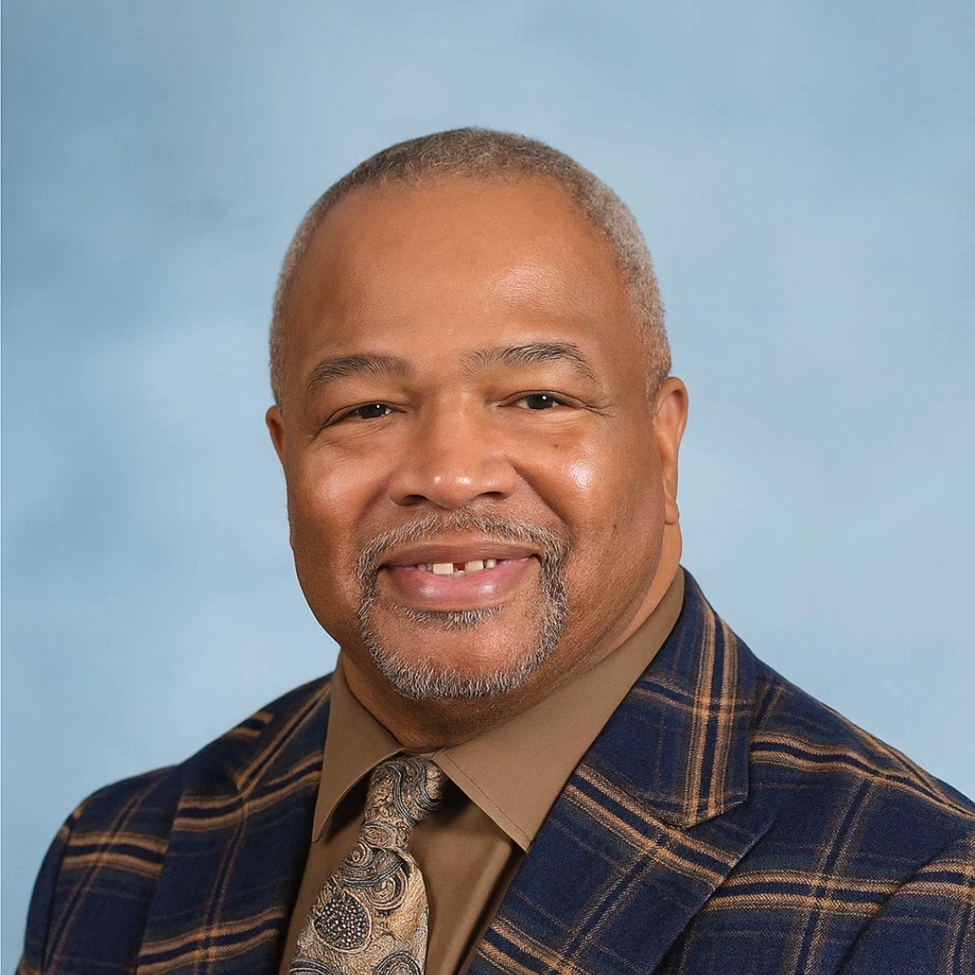 Darryl Woods, Sr., Community Outreach
